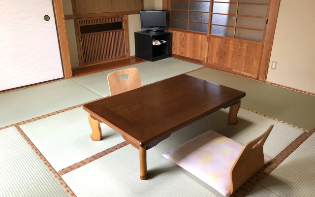 Hasuwa Inn