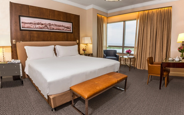 Alvear Icon Hotel