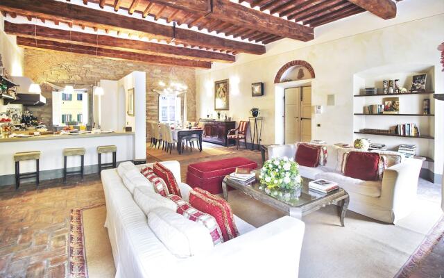 Appartamento Mari by Vacation in Lucca