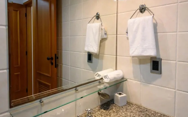 Omar do Rio - Apartamento FO407