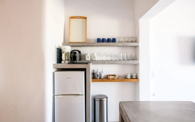 Mykonos Supreme Comfort Suites & Villas