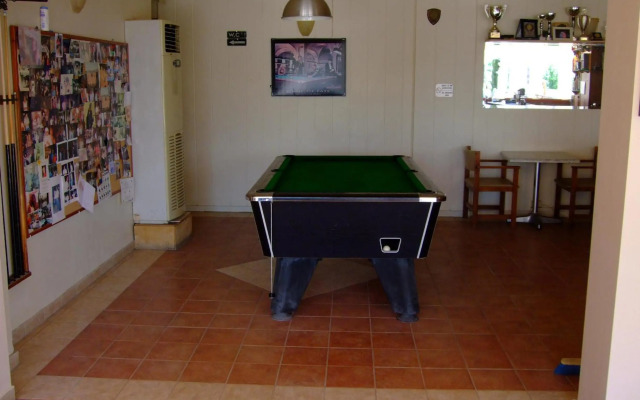 Antonios Hotel
