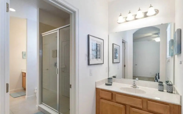 6 Bedroom Holiday Rental(6Sts43Ac48)