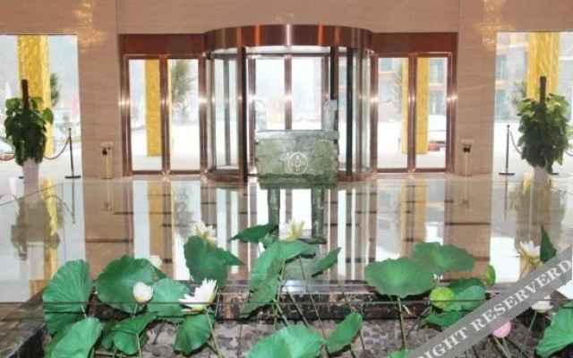 Wolong International Hotel
