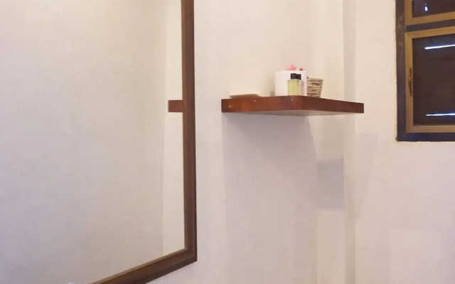 Sri Chiangkhan Hotel