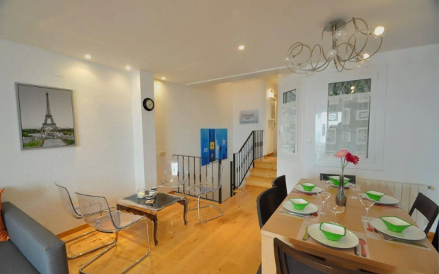 The Moonlight Sea View - 3 Bedroom Apartment - RNU 65118