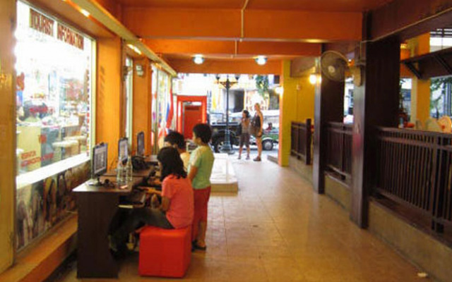 Отель Sawasdee Khaosan Inn