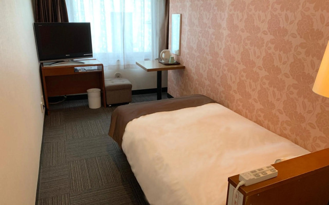 Tokyo Plaza Hotel