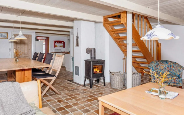 Cozy Coastal Cottage at Jegindo-by Traum