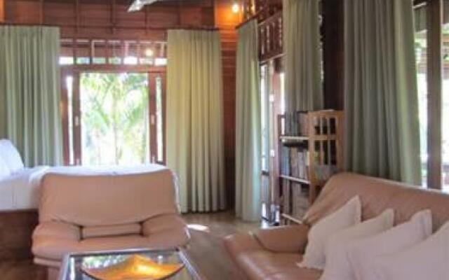 Santisook Villa