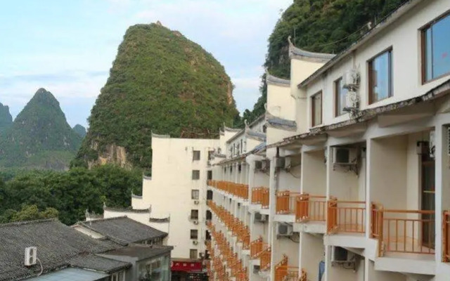 Yangshuo Tangrenjie Hotel