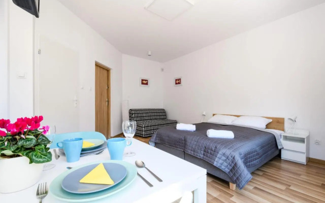 Art Apartments