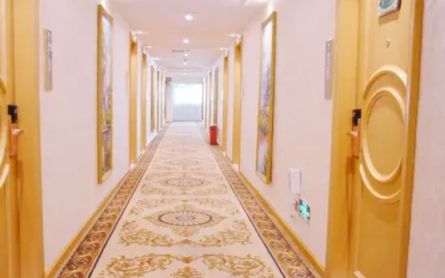 Poliya Hotel (Foshan Guanyao Plaza)