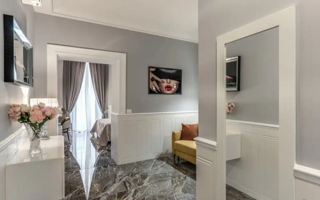 Spanish Steps Oasis Suites