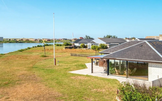 8 Person Holiday Home in Ulfborg