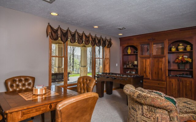 The West Wing 5 Bedroom House