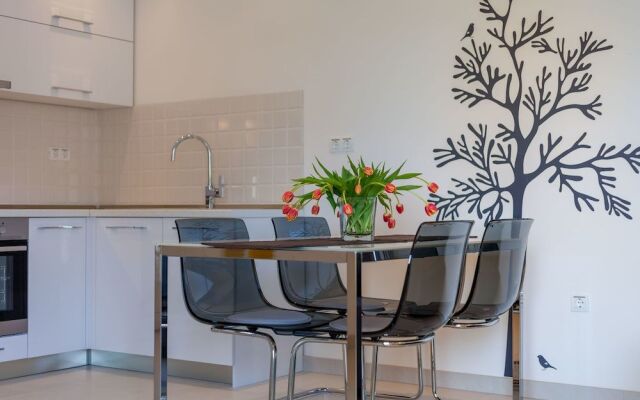 Azalea Apartments