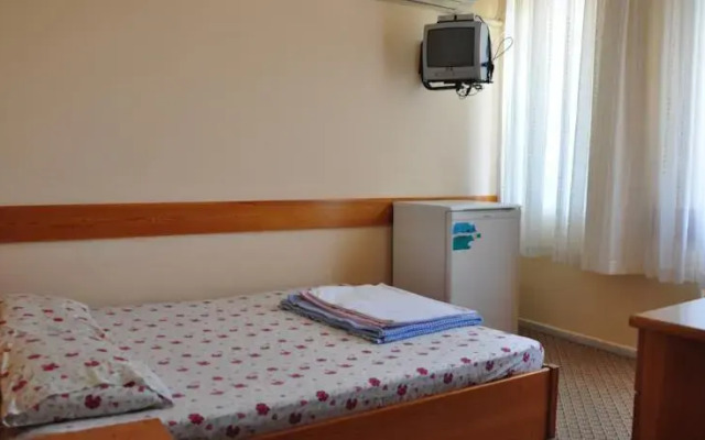 Azak Pansiyon