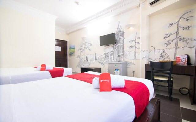 Honey House Hotel