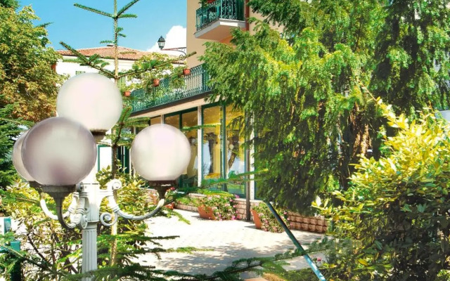 Park Hotel Jolanda