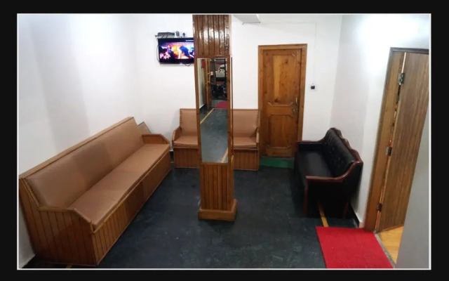 Hotel Adarsh Annexe by Goroomgo