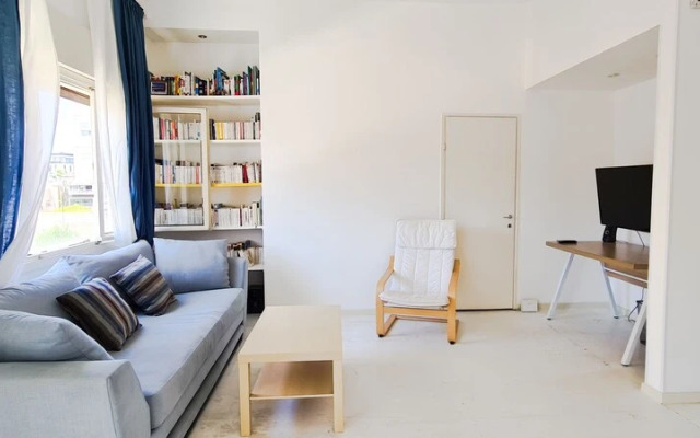 Modern Apt Rothschild Very Central TL7