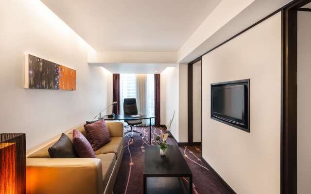 Radisson Suites Bangkok Sukhumvit