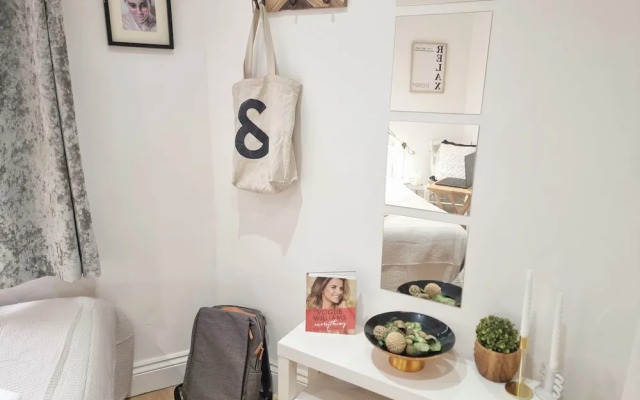 4Bed 3Bath - 8min to London Bridge