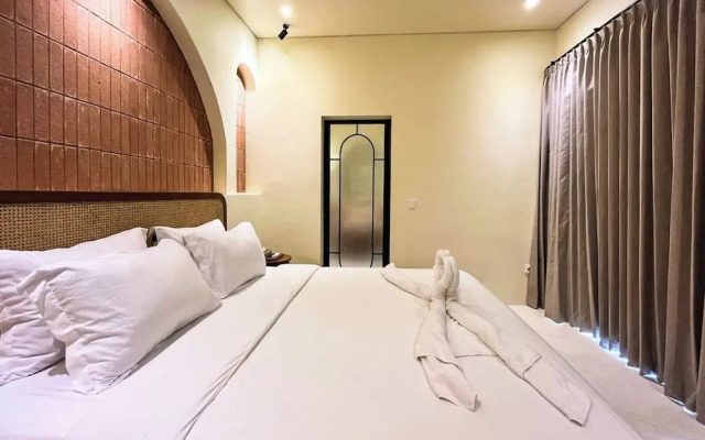 Esha Private Pool Villas by AGATA