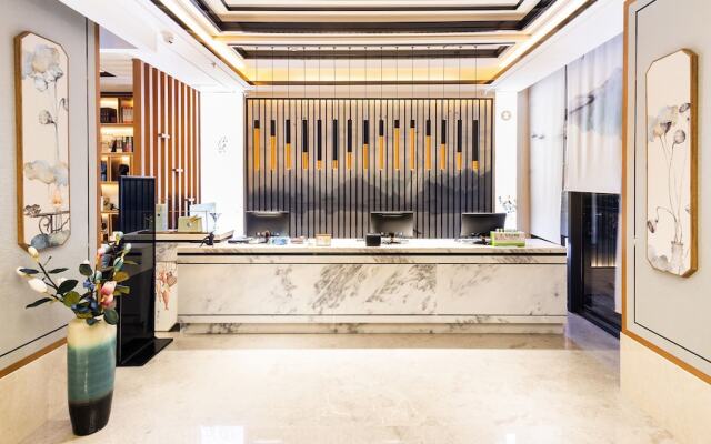 Yiwu CEO Dinghao Hotel