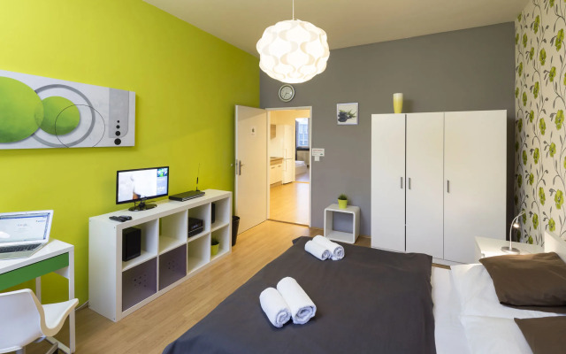 New Town - Apple Apartments