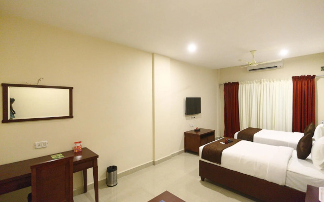 OYO Rooms ECR Off Uthandi Beach