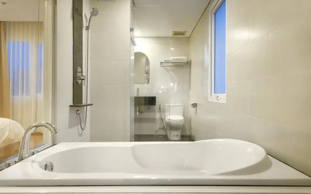 C Central Hotel