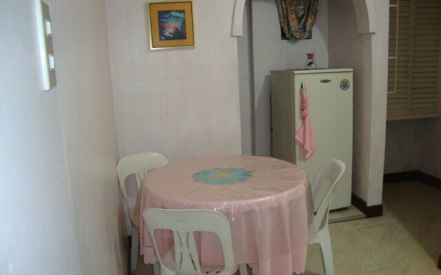 2 BR Unit 6 Jefrell Apartments