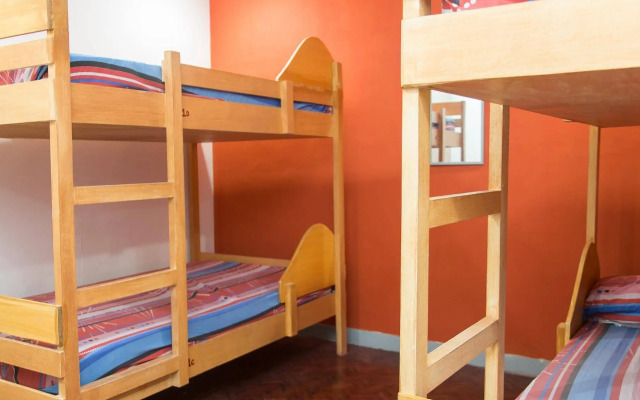 Lokal Hostel