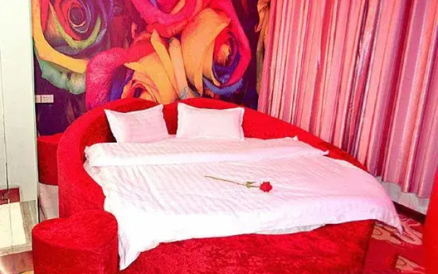 Xinzheng Hongdou Theme Hotel