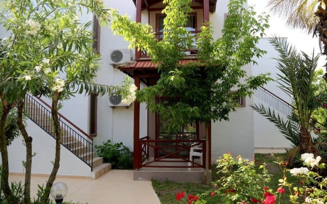 Arkadas Otel
