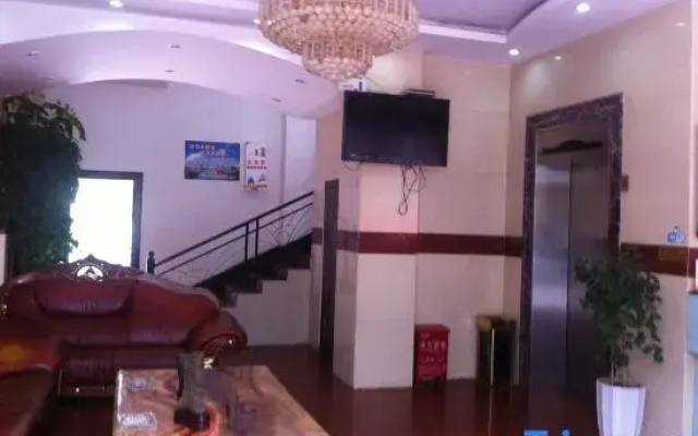 Mengzi Baxianlin Business Hotel (Jiqing Road)