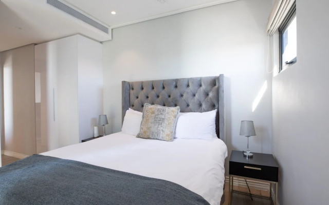 16 On Bree Unit 1713