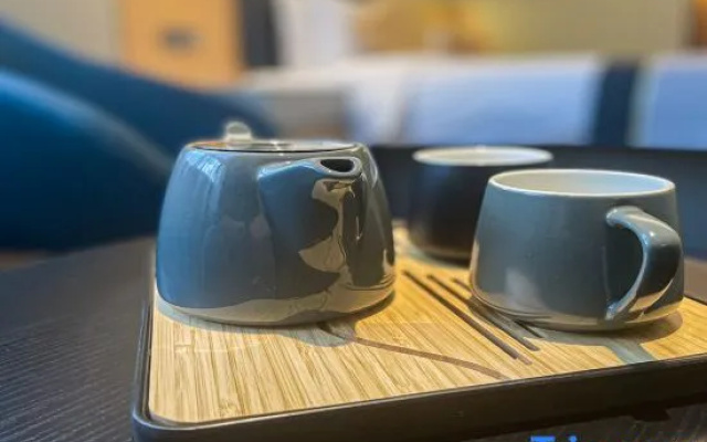 Home Inn Business Hotel (Xuanwei Meihuan Park Xining Center Branch)