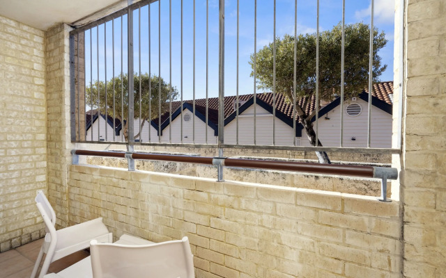 Hillarys Harbour Resort