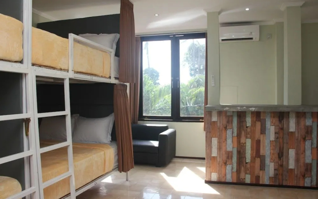 ALA Hostel