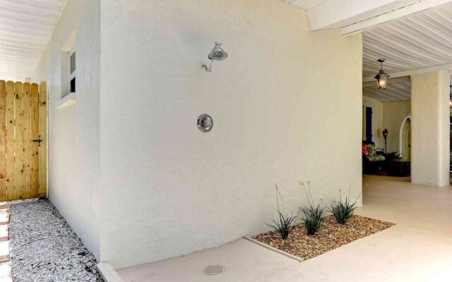 Sunset Point Apartment 4