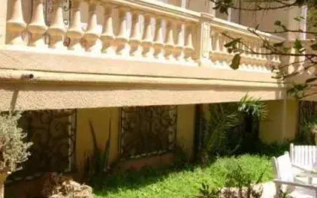 Residence Maya