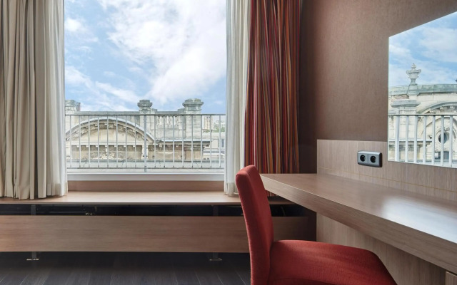Theater Hotel