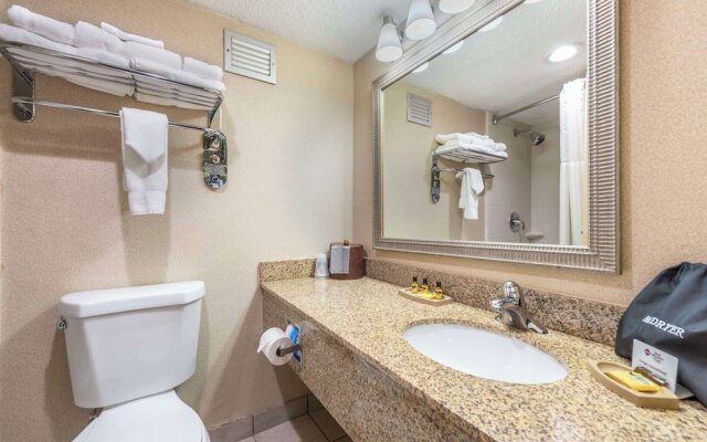 Best Western Plus Bridgeport Inn