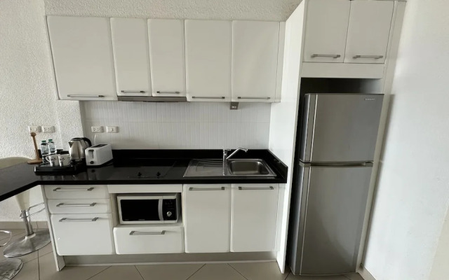 Condo Express View Talay 6