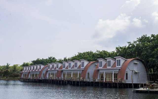 Kanaka Lake Villa