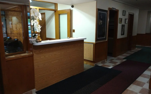 The Mariner Motor Hotel