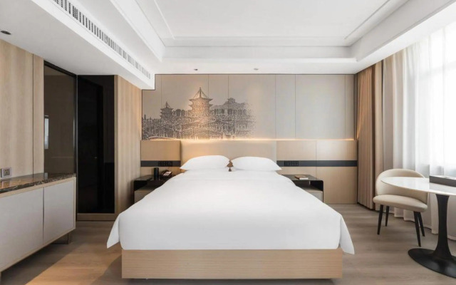 Xiangyang Langman City Hotel